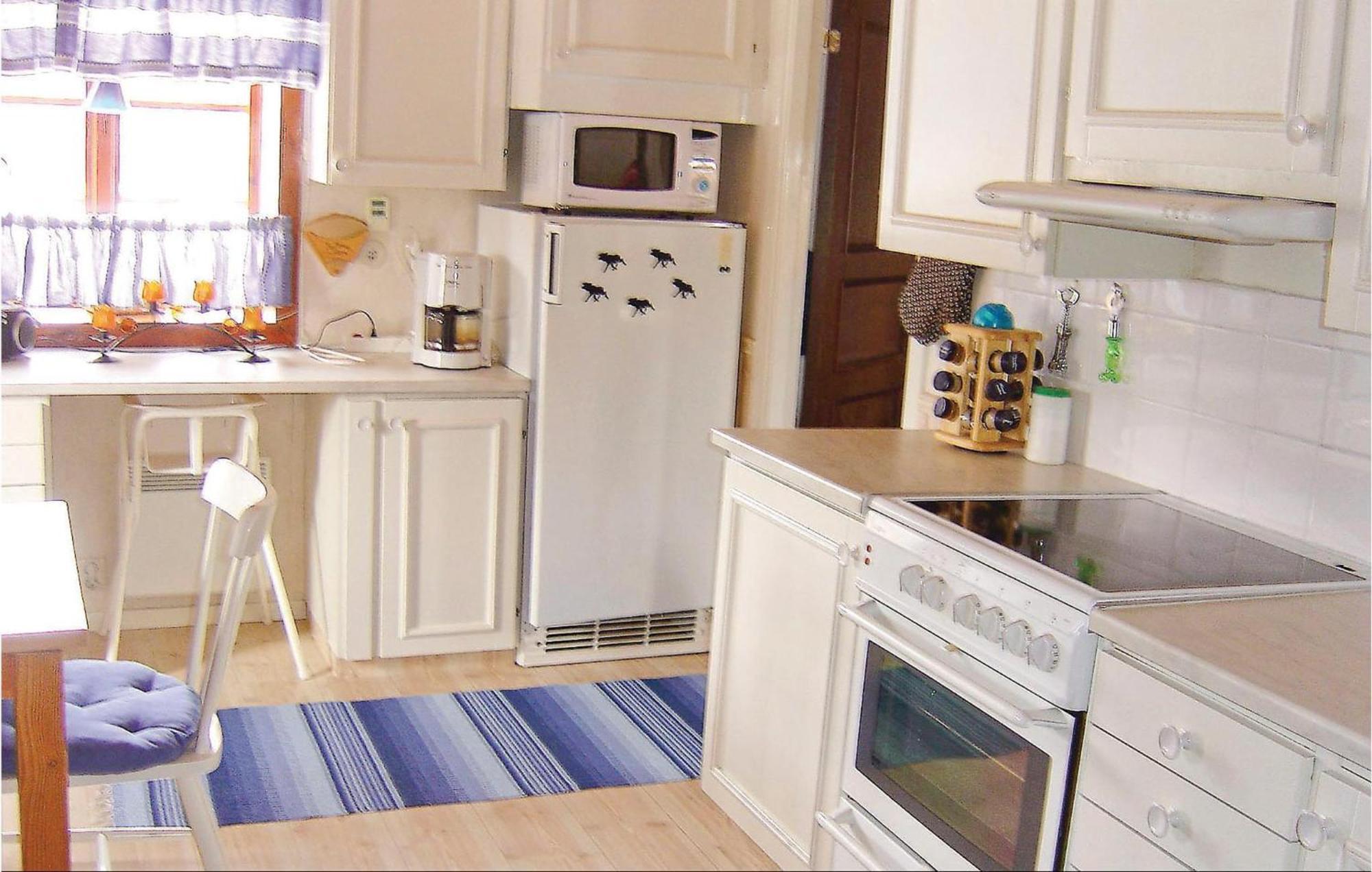 Nice Home In Malmkoeping With Kitchen Malmkoping Ngoại thất bức ảnh
